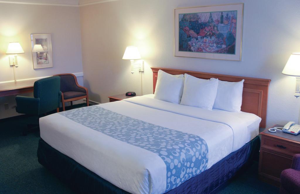Quality Inn Harlingen Exterior foto